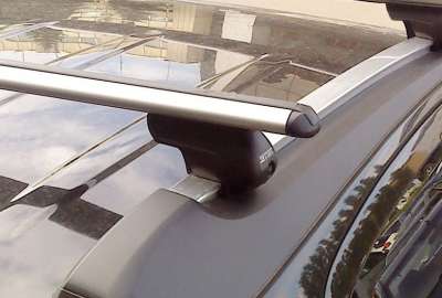 Багажник Атлант на интегрированные рейлинги с алюминиевыми аэродинамическими поперечинами 1260 мм